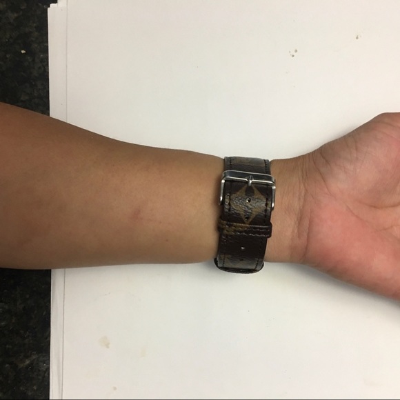 Wearing mine On my wrist - Picture 5 of 6